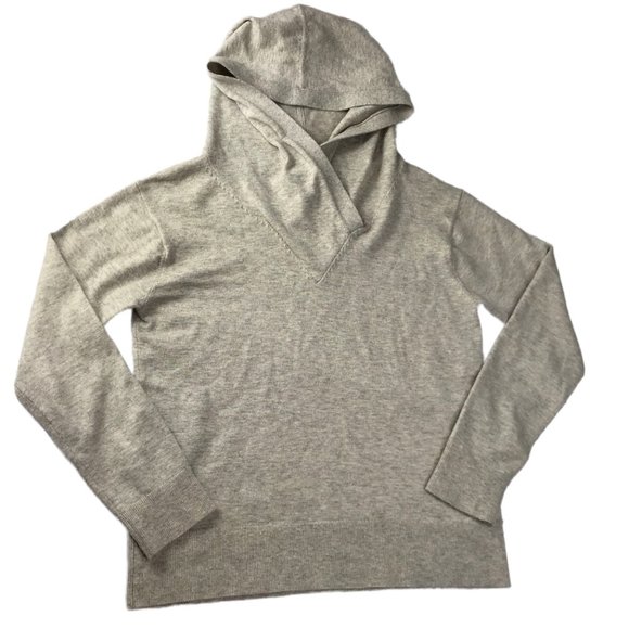 GAP Hooded Sweater Light Gray Tan.Size Women's XS Nylon / Merino Wool